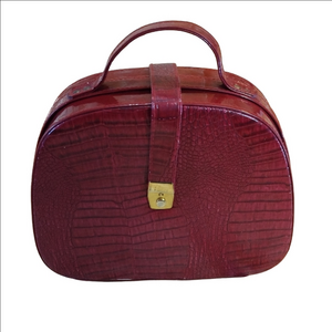 Elegant Red Crocodile-Embossed Cosmetic Case